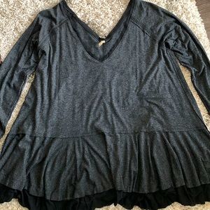 Double V Black Top S/M